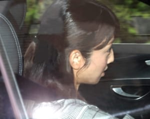 小倉優子 2児同伴で挨拶に…新恋人の母語る決意の実家訪問