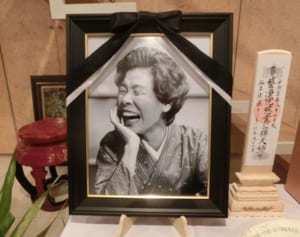 菅井きんさん長女語る晩年「死ぬまで女優と思っていました」