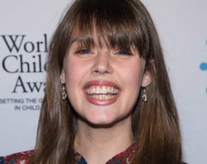 難病と闘い続けた若き活動家、クレア・ワインランドが21歳で死去