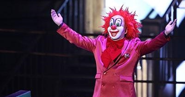 激レア SEKAI NO OWARI DJ LOVE シークレット セカオワ セカオワDJ LOVE 素顔を初スクープ！ピエロの中はダンプ松本似 | 女性自身