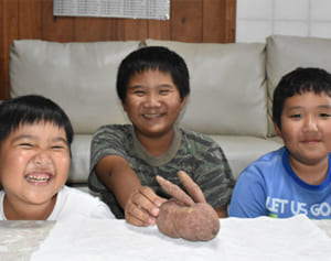 「ウサギになりたかったのかな？」　土の中から出てきたのは