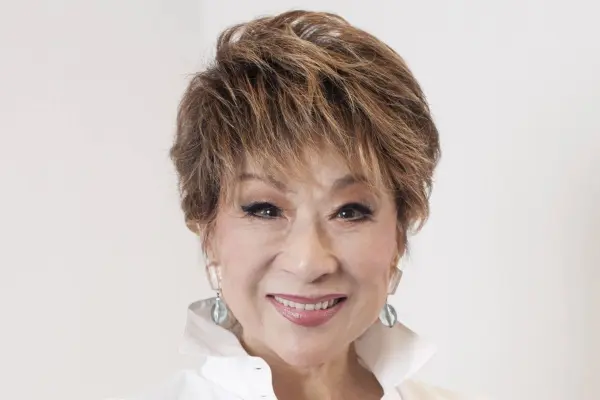 金井克子の現在2026!夫との別居婚の真相と病気を乗り越えた奇跡の体型維持を徹底解剖