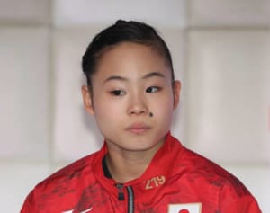 塚原千恵子氏の引き抜き疑惑、業界で有名とクラブ関係者証言