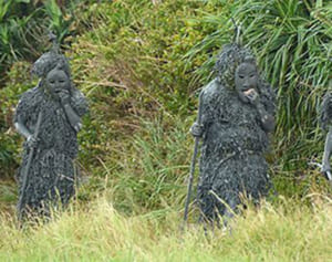 宮古島のパーントゥとは？　集落の厄を払う神　無形遺産登録へ