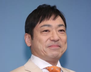 香川照之 すごすぎる奇跡！昆虫界の宝石ハンミョウを秒速捕獲