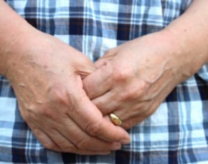 最新研究で判明「血管が細いから」女性の方が認知症が進行する