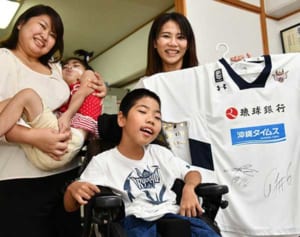 初めての手術　憧れのプロバスケ選手から応援動画が届いた