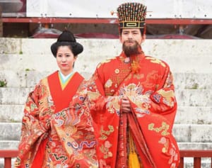 国王・王妃 威風堂々　首里城祭開幕