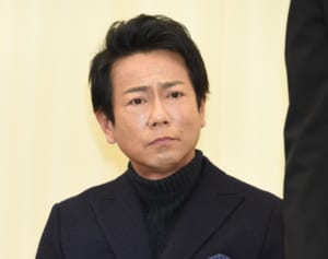 東幹久「これもセクハラ？」ポスターに女性から批判相次ぐ