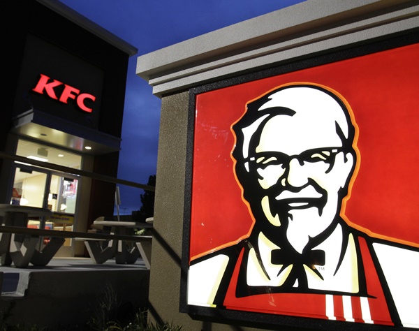 KFCのキャンペーンで創業者の名前付けた子に120万円
