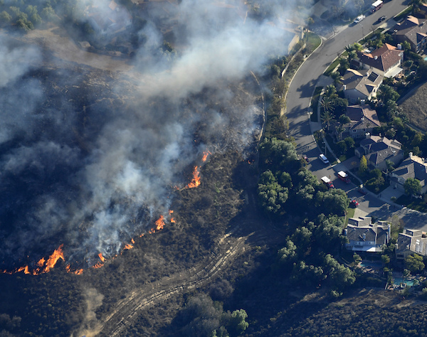 カリフォルニア山火事 セレブたちもSNSで被害状況語る