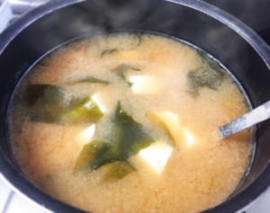 冷え性対策のための生活改善、1日1杯の味噌汁はマスト！