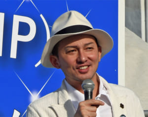 カモンベイビー！オキナワ！　ISSAさん、「ちゃんぷる～沖縄市大使」に就任へ　同市出身、地域の魅力発信