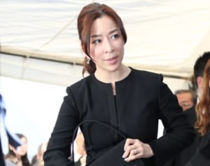 真矢ミキ母急逝後も沈黙「もっとできた」と介護ロス陥る人も