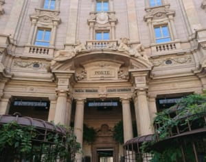 ミラノにオープンした「伊スタバ1号店」がスゴかった