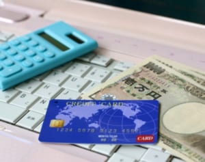 経済評論家・加谷さんがすすめる「カード明細は無料の家計簿」