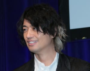 斎藤工人気支える行動力 ハロウィン清掃に豪雨ボランティアも