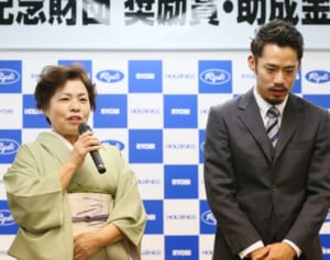 高橋大輔守った4年越しの約束…働き詰めの母が初の試合観戦