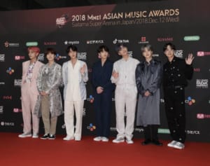 BTS、Wanna One、TWICE 、IZ*ONEら日本集結に熱狂