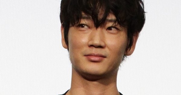綾野剛が進める中国進出…小栗旬に続き期待される“世界進出” | 女性自身