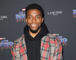 ブラックパンサーのセーターを白人モデルに着せて炎上