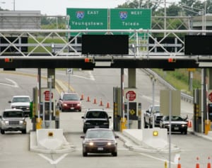 速度超過でつかまった18歳へ…警官が送ったメッセージに共感集まる