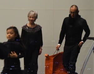 海老蔵　誕生日会で涙…麻央さんに誓った男女平等の教育方針