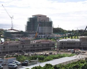 宮古に6000室リゾート　 ユニマットプレシャス　24年度末、シギラ増設　売上高1000億、市内に新会社