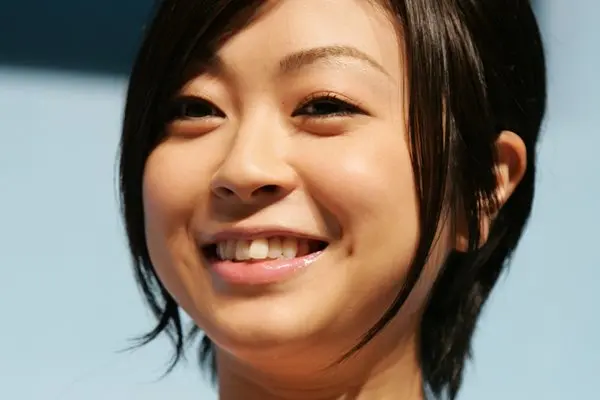 宇多田ヒカル変えた椎名林檎 12年ぶりツアーでキャラ変の背景 | 女性自身