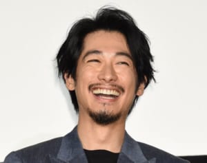 ディーン・フジオカ 謎バンド・どついたるねんとの交流が話題