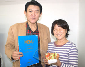 辺野古の名物、復活　レストラン「ワシントン」　タコス15年ぶり販売　活性化願い味引き継ぐ