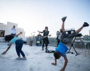 SUGIZO「居場所を探して…」紛争地や難民キャンプへ赴く理由