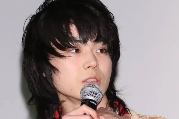 菅田将暉主演の「3年A組」好スタート支える豪華脇役の面々 | 女性自身