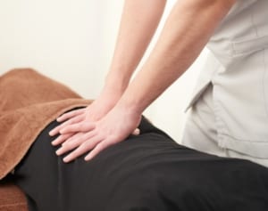 血行促進、腰痛ケアで健康寿命UP！「寝返りゴロゴロ体操」とは