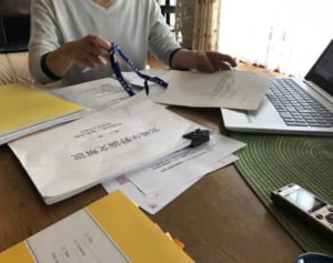 福島の主婦が追及！「政府の被曝基準論文」の不正疑惑