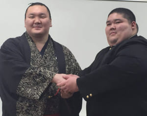 “わんぱく横綱”角界へ　當眞嗣斗、宮城野部屋に入門