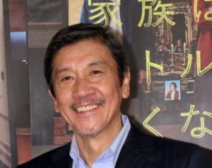 奥田瑛二と安藤サクラが親子共演！ディープインパクトと話題