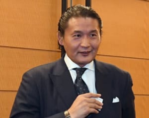貴乃花 長男元事務所と提携の訳…金銭トラブルに父として責任