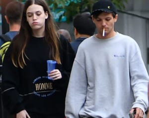 1Dルイの妹が18歳で急死　母も2年前に病死