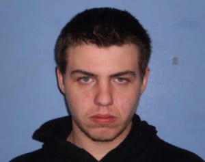 20歳男性が17歳の少年を襲撃……その理由に「彼はヒーローだ」の声続々