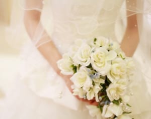 浜田ブリトニー　シンママから一転「娘の父親」と結婚発表