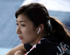 池江璃花子 無菌室の闘い…インフル並み高熱2週間続くことも