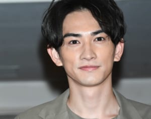 町田啓太　高校時代の“モテ伝説”披露…出待ちが100人も！