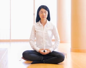 手軽で簡単！「瞑想」が“女性の悩み”にこたえてくれる3つの理由