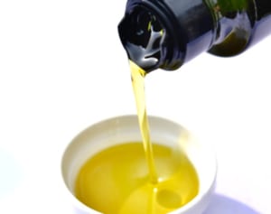 和食にも合う味わい！香川県産オリーブオイルが注目浴びる理由