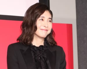 竹内結子「キッチンでひとり酒」習慣にあった夫婦円満の秘訣