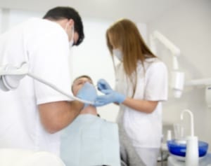 「がんと口内炎は見分けにくい」は本当？悪徳歯科医に注意