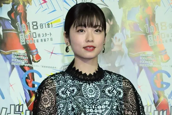 小芝風花「トクサツガガガ」目をひん剥くのは無意識だった | 女性自身