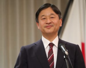 皇太子さま「令和」に笑顔…安倍首相と発表3日前の“合意”