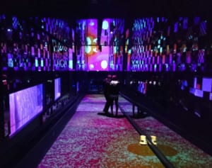 すみだ水族館で見られる「桜とクラゲ」美しすぎるハーモニー